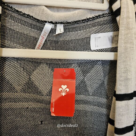 Love Culture Cardigan Black and White Geometric Pattern Size L - Picture 4 of 5
